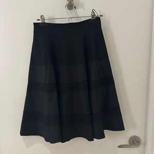 Amanda & Chelsea skirt